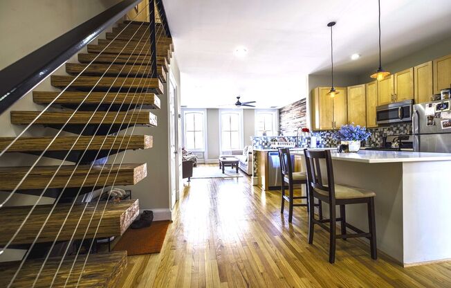 Spruce Street 1602