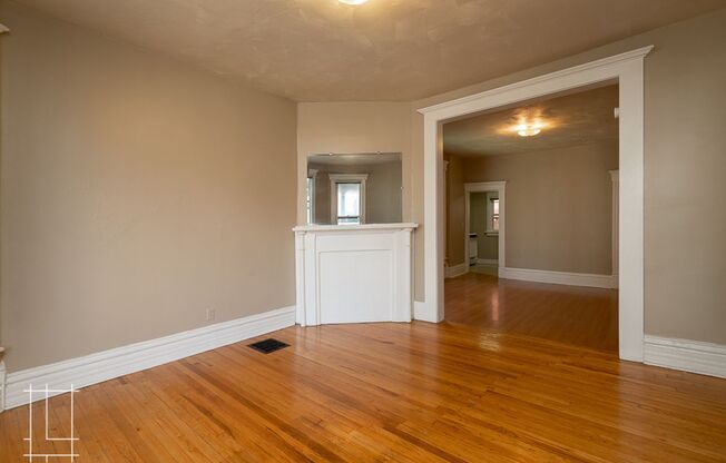 207 W. Hubbard Ave