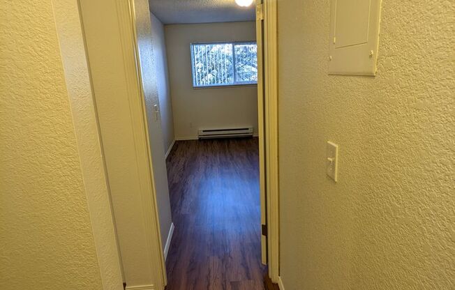 1 bed, 1 bath, 700 sqft, $1,295, Unit #26