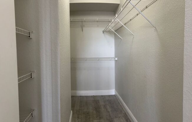 2 beds, 2 baths, 1,204 sqft, $2,067, Unit 10112-B1 - Bostonian