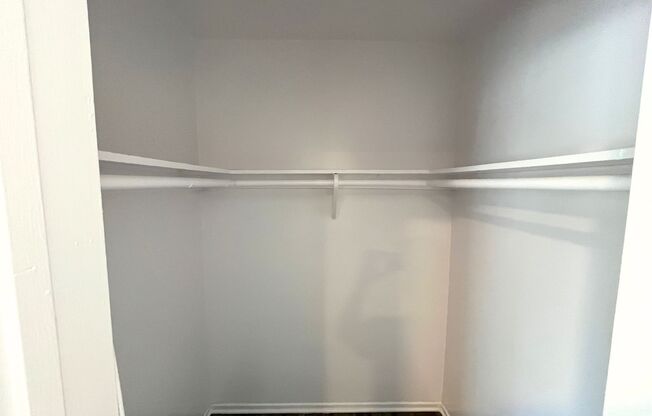 1 bed, 1 bath, 725 sqft, $1,748, Unit 202