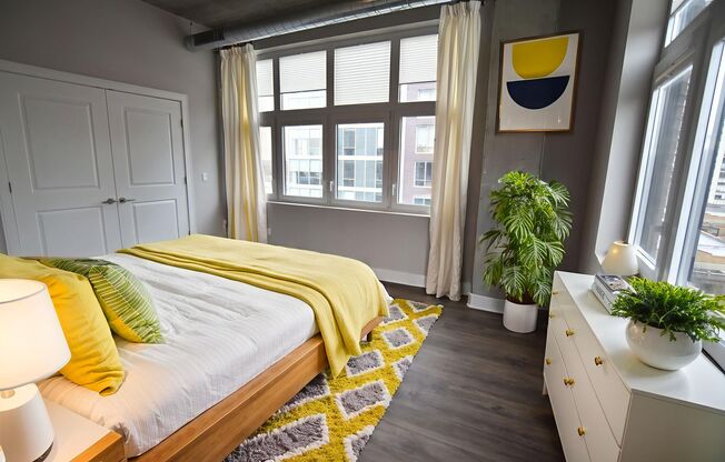 2 beds, 2 baths, 975 sqft, $4,275, Unit 3833-722