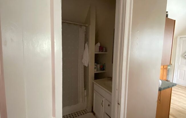 1321 S 1st