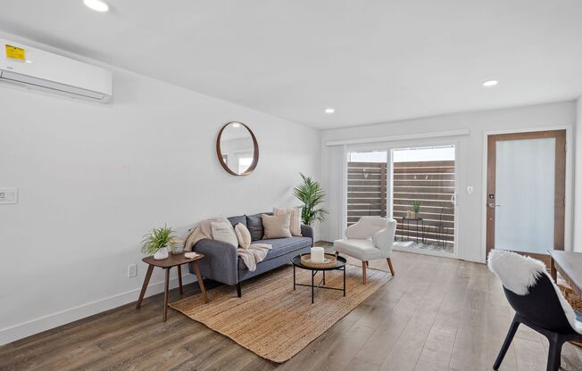 1 bed, 1 bath, 715 sqft, $3,175, Unit 42