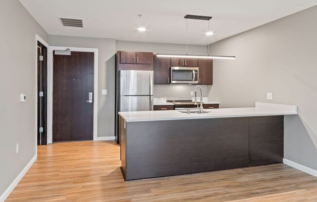 1 bed, 1 bath, 635 sqft, $1,594, Unit Unit 109