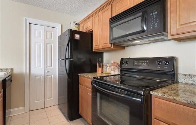9201 Palmetto
