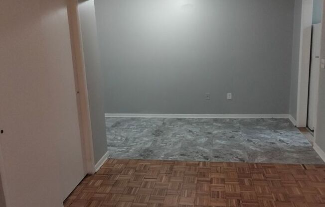 2 beds, 1 bath, 750 sqft, $1,425, Unit C10