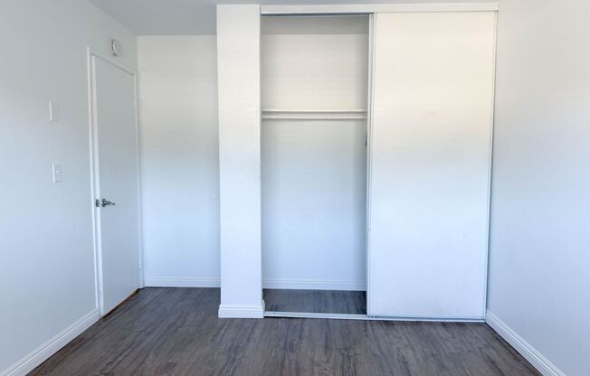 2 beds, 1.5 baths, $2,195, Unit 23
