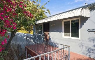3225 VAN DYKE AVE
