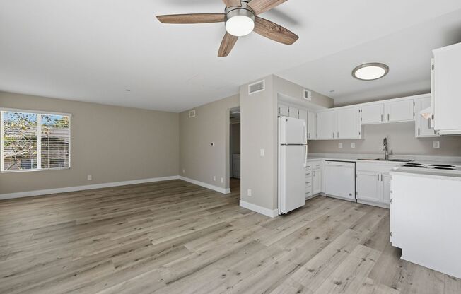 Sunny Creek Apts.