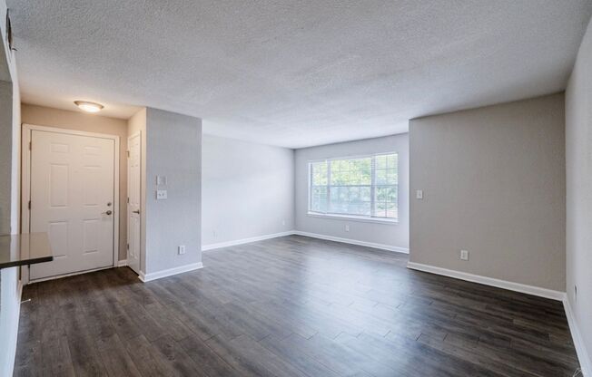 1 bed, 1 bath, 705 sqft, $1,375, Unit 2032