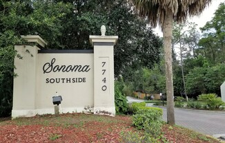 2 beds, 2 baths, $1,300, Unit # 1205