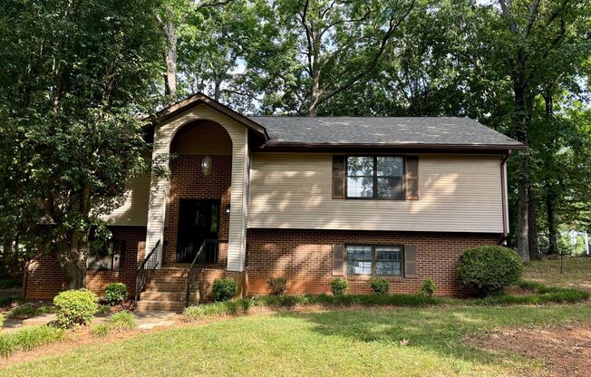Beautiful Single Family Home Located Near Poplar Forest