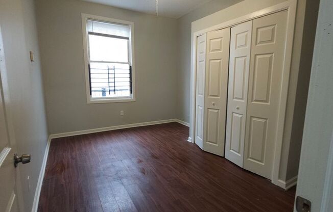Great 2 Bedroom unit, with a Wonderful Management Company