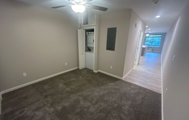 Studio, 1 bath, 500 sqft, $995, Unit 19