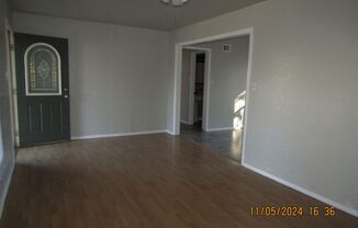 3 beds, 1 bath, $975