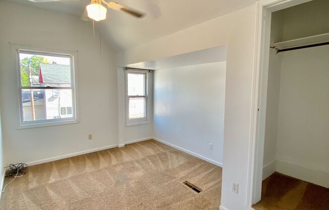 2 beds, 1 bath, $1,245, Unit 2