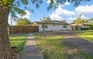 Charming 2 bedroom, 2 bath in Richardson, TX