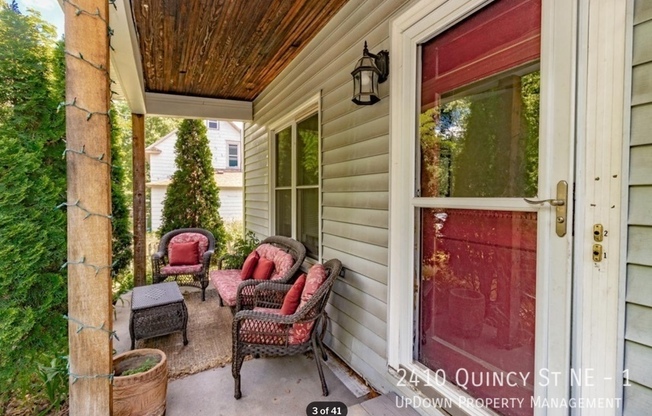 2410 Quincy St NE