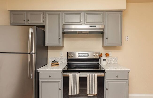 2 beds, 1 bath, 945 sqft, $1,695, Unit 73158