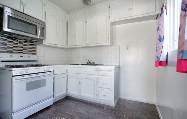 1 bed, 1 bath, 415 sqft, $1,650