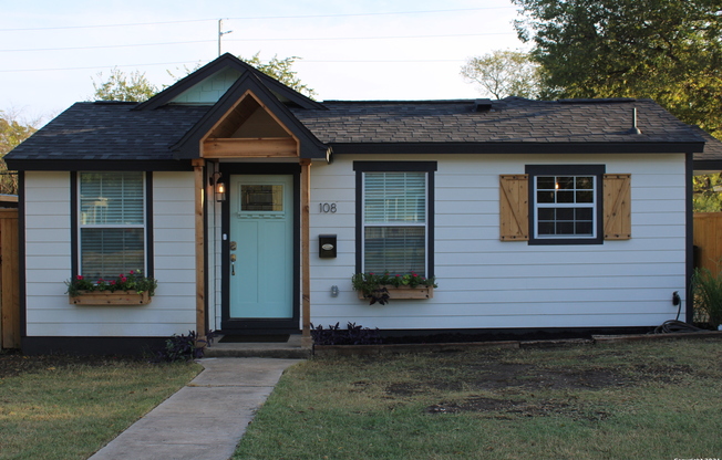 108 KATHY DR 