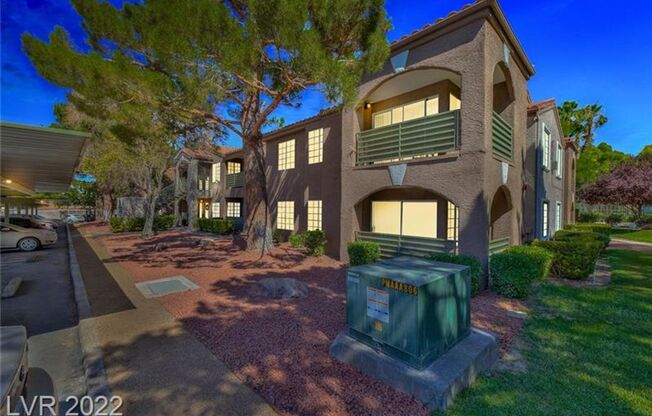 Unit located in the vibrant neighborhood of Desert Shores, a few miles away from the Las Vegas Strip and north of Downtown Summerlin.