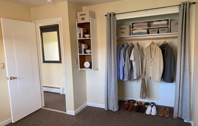 1 bed, 1 bath, $1,474, Unit 9