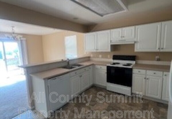 3745 S QUATAR WAY