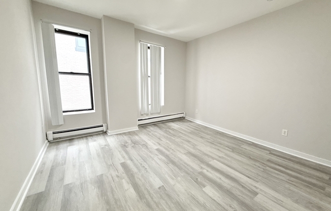 1 bed, 1 bath, $2,200, Unit 4