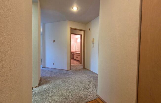 5911 200 ST SW