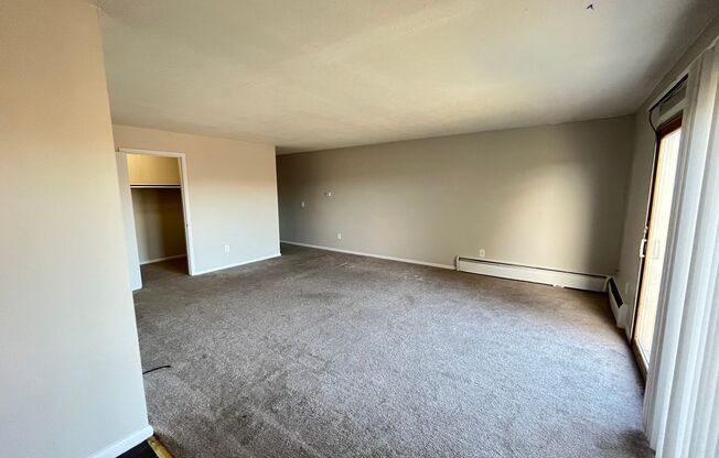 2 beds, 1 bath, 1,050 sqft, $1,250, Unit 6819 Humboldt Ave N #301, Brooklyn Center MN 55430