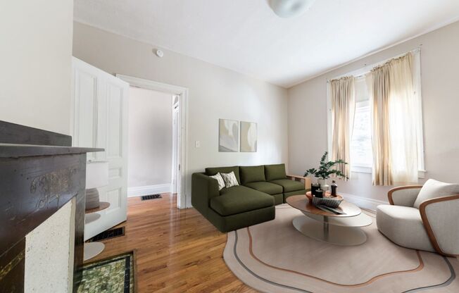 AVAILABLE NOW- Unique 3 Bedroom + den w/ Central AC in the South Side Slopes!