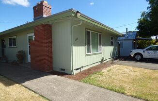 1375-1377 Franklin St NW Salem, OR 97304