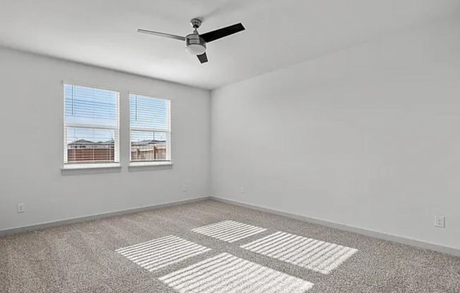 2023 4 bed 2.5 bath 2336 sqft