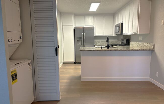 2 beds, 2 baths, 1,006 sqft, $3,105, Unit BA11