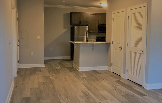 1 bed, 1 bath, 848 sqft, $775, Unit 25