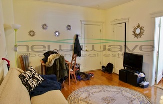 106 Queensberry St.