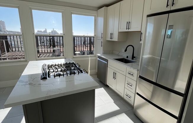 407-411 Greenwich Street