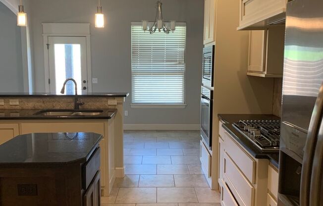 3 beds, 2 baths, $1,999