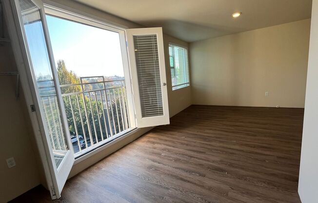 Studio, 1 bath, 154 sqft, $1,495, Unit 511