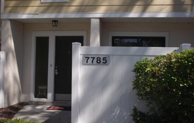 7785 PT VICENTE CT