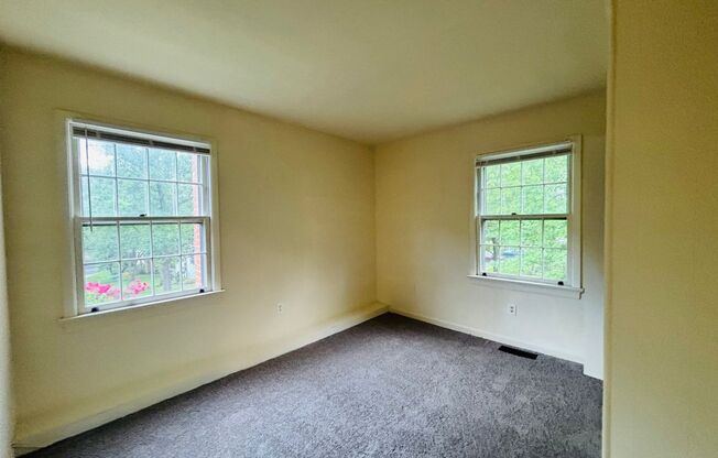 3 Bedroom 2.5 Bath Townhouse