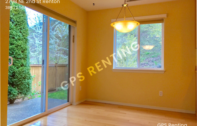 Fantastic 3 Br/2.5 Ba home located in quiet Renton neighborhood