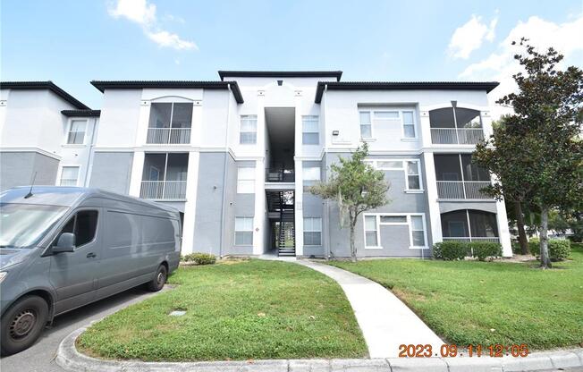 5511 LEGACY CRES PL