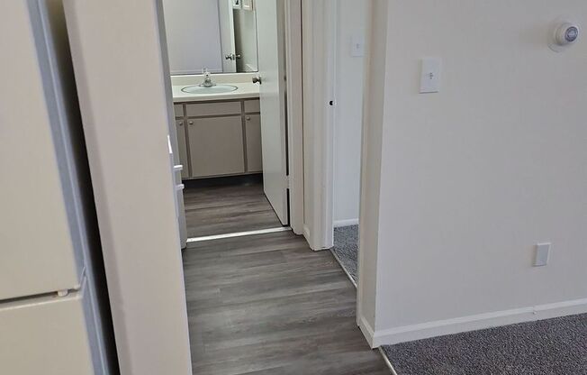 Lakeland Apartments