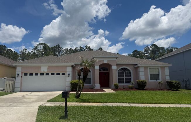 Beautiful Pool Home in Highlands Reserve Golf Community, Davenport