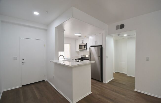 1 bed, 1 bath, 650 sqft, $2,195, Unit 104