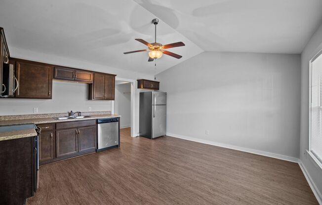 1 bed, 1 bath, 528 sqft, $750, Unit Unit 8