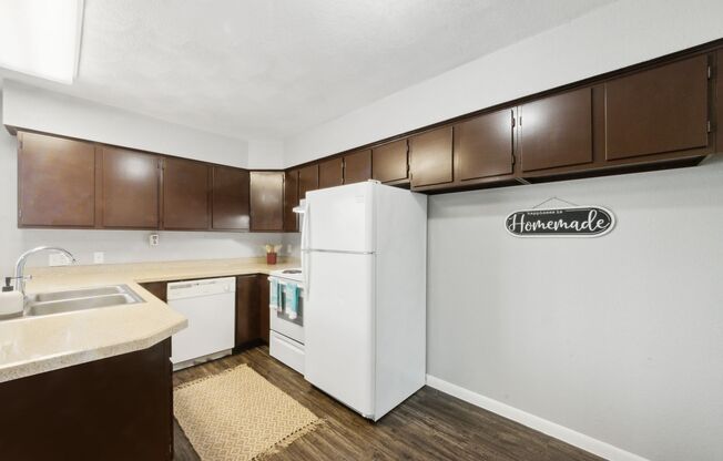 1 bed, 1 bath, 650 sqft, $749, Unit 210N